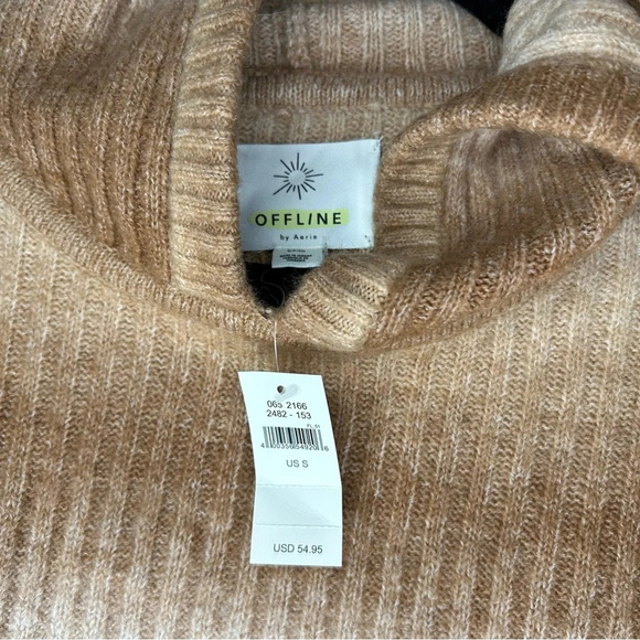 Offline By Aerie Ribbed Cropped Ombré Sweater Hooded Size Small NWT - Picture 3 of 6